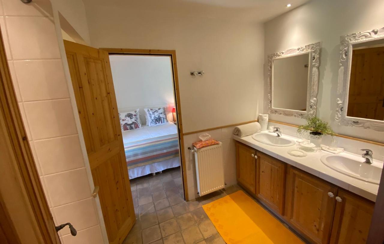 アヴィニョン La Ferme De Gigognan Bed & Breakfast エクステリア 写真