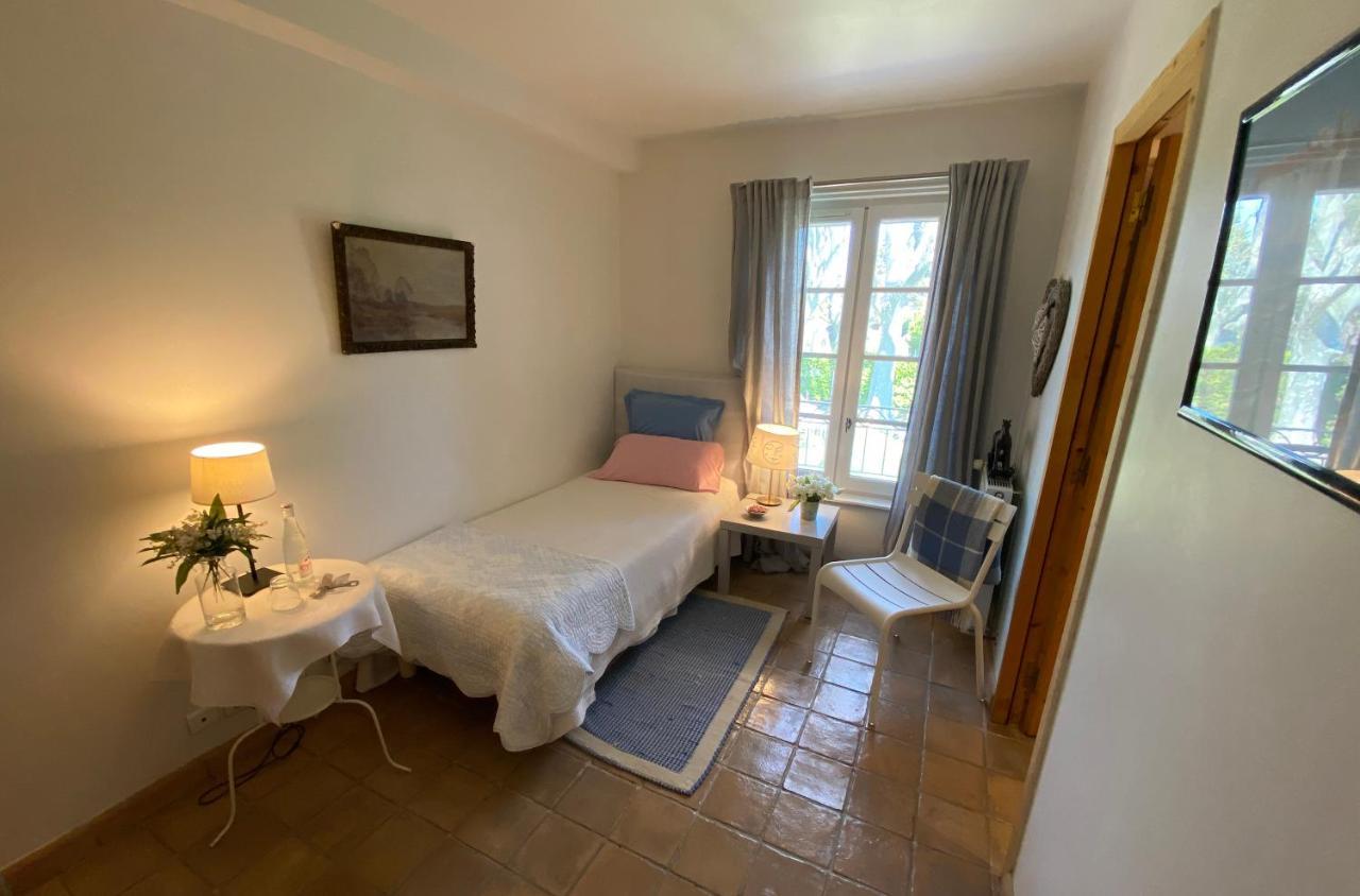 アヴィニョン La Ferme De Gigognan Bed & Breakfast エクステリア 写真