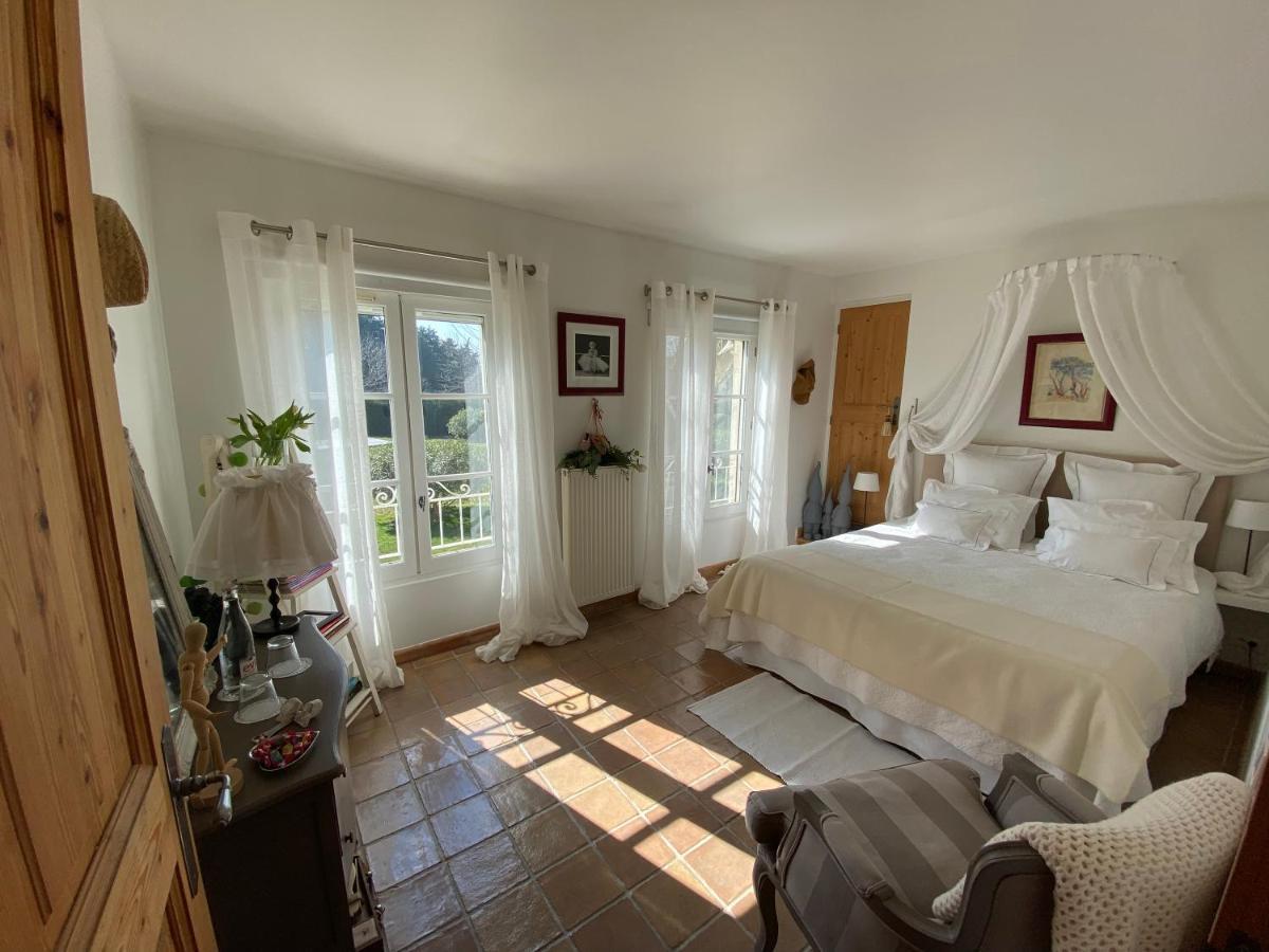 アヴィニョン La Ferme De Gigognan Bed & Breakfast エクステリア 写真