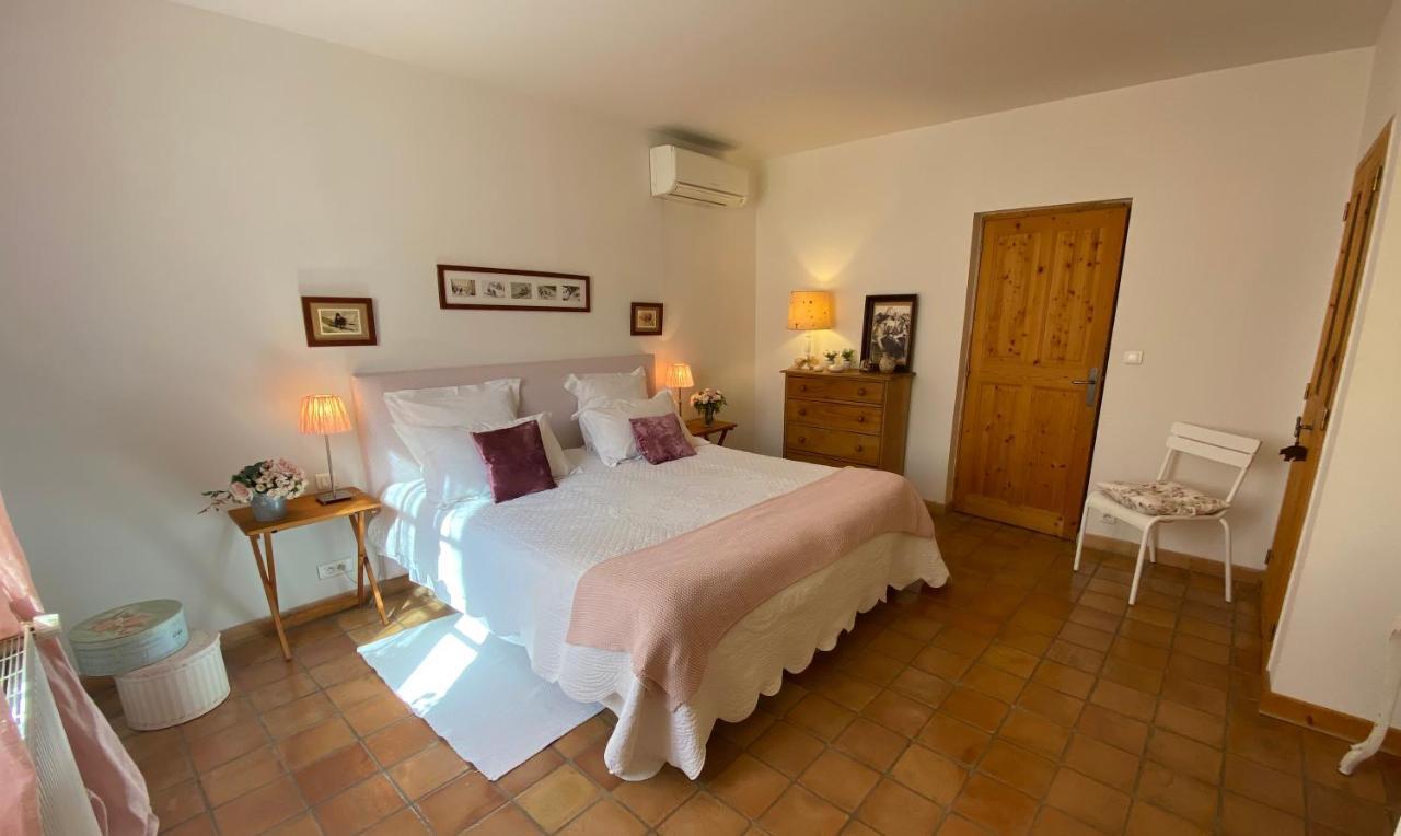 アヴィニョン La Ferme De Gigognan Bed & Breakfast エクステリア 写真