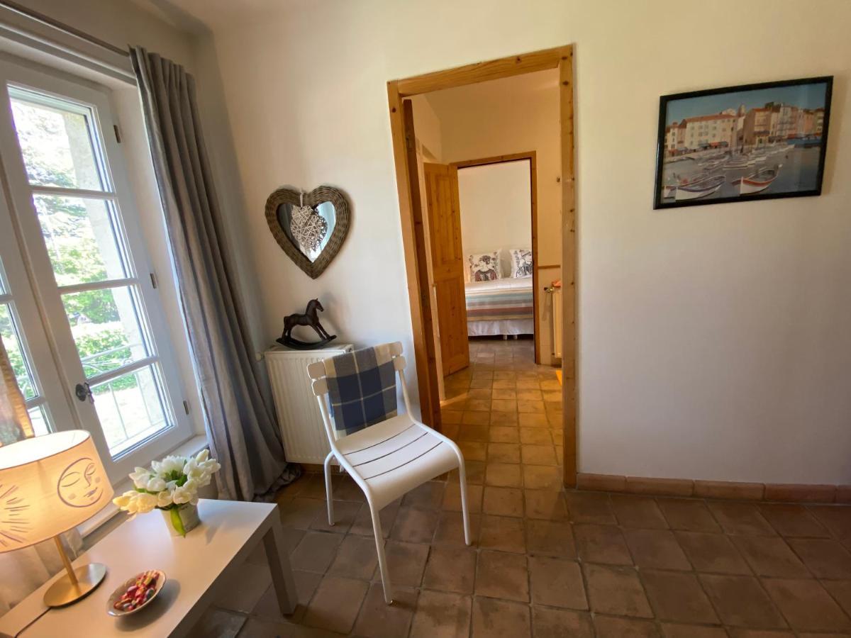 アヴィニョン La Ferme De Gigognan Bed & Breakfast エクステリア 写真