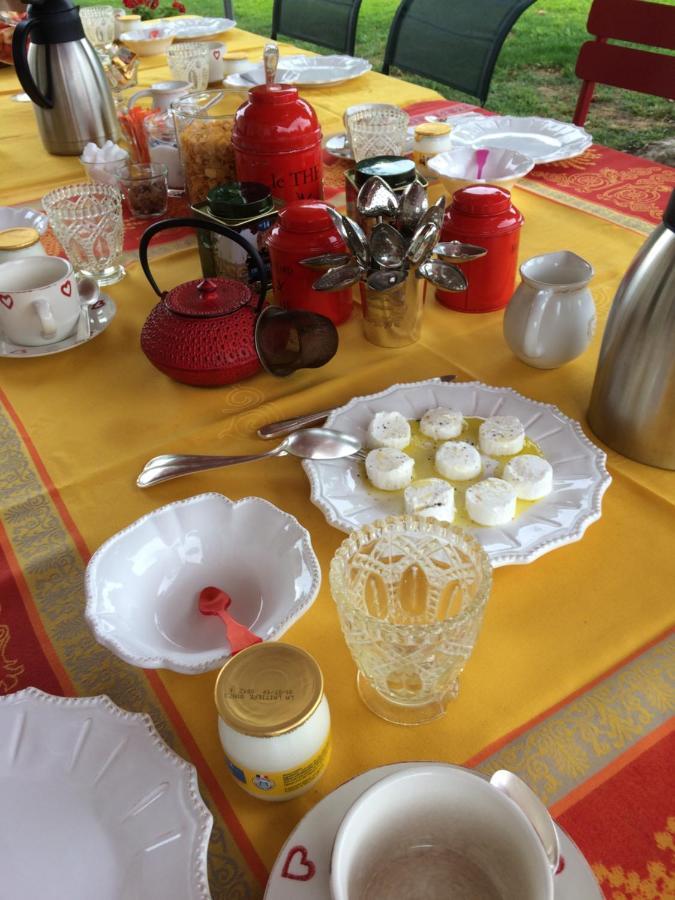 アヴィニョン La Ferme De Gigognan Bed & Breakfast エクステリア 写真